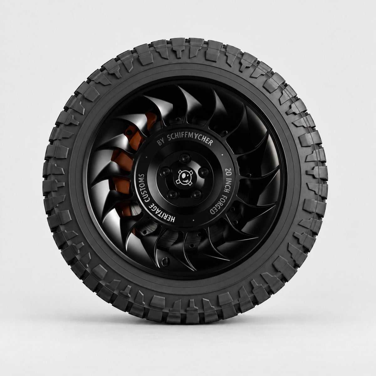 Heritage Customs black turbine op lichtgrijze studioachtergrond; velg afgebeeld met band